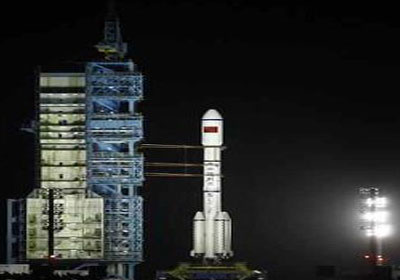 حضر رئيس الوزراء الصيني ون جيا باو، إطلاق "المختبر الفضائي" الصغير الذي لا يحمل رواد فضاء وصاروخ "لونج مارتش"، الذي نقله إلى الفضاء